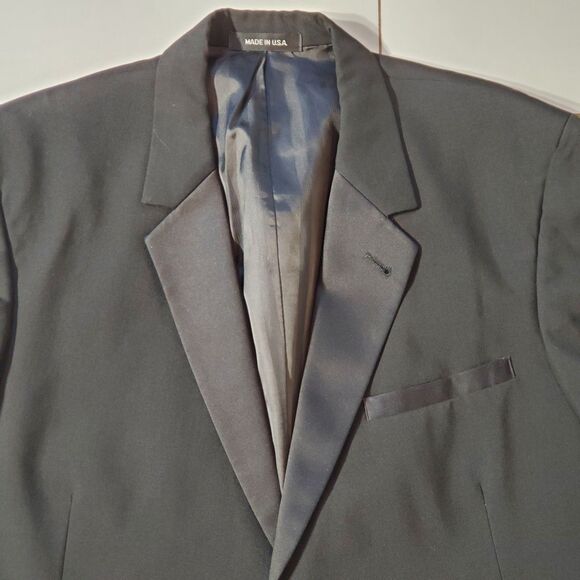 PERRY ELLIS (METALLO'S)TUXEDO COLOR BLACK LONG SLEEVE SIZE 44R - Picture 11 of 11